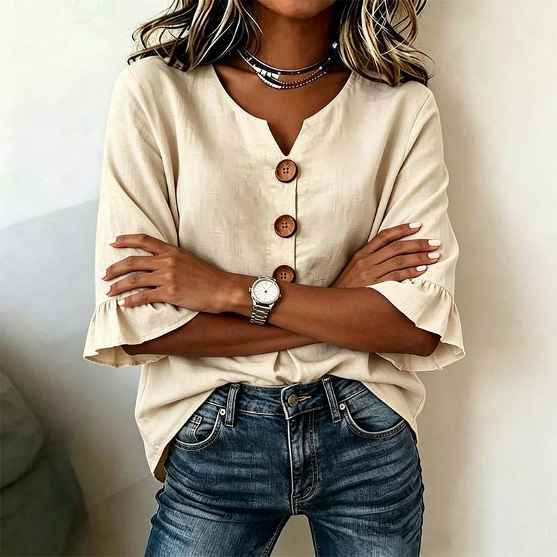 👚 50% DE RÉDUCTION 🌸 Blouse à col en V et manches à volants – Tissu fluide & léger – Parfaite pour un look romantique ou chic au quotidien – facile à associer avec jean ou jupe ✨🌿